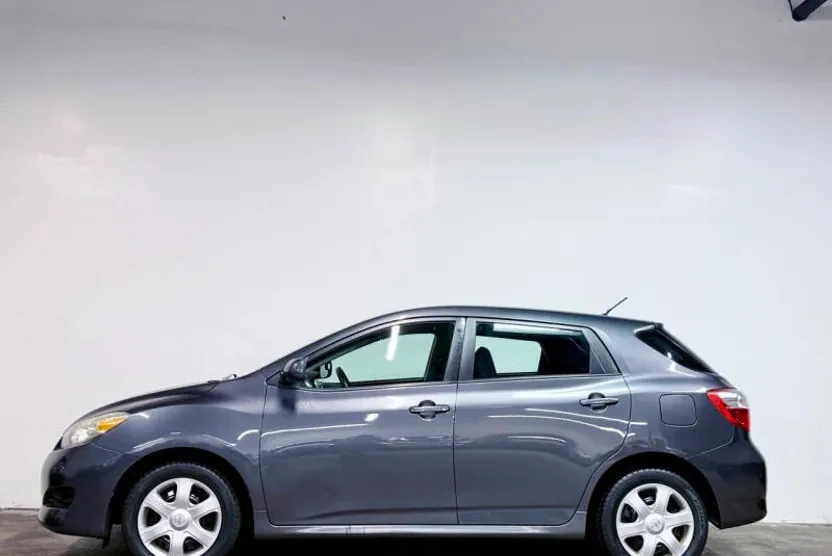 2009 Toyota Corolla Matrix L 4WD photo 1