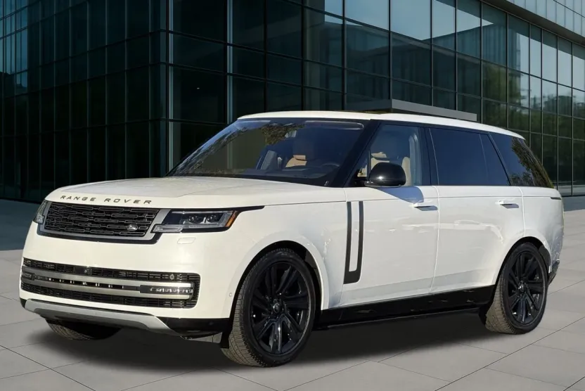 2022 Land Rover New Range Rover SE photo 1