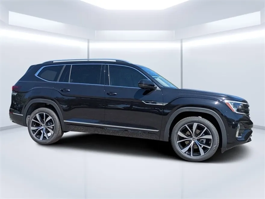2025 Volkswagen Atlas SEL Premium R-Line photo 1