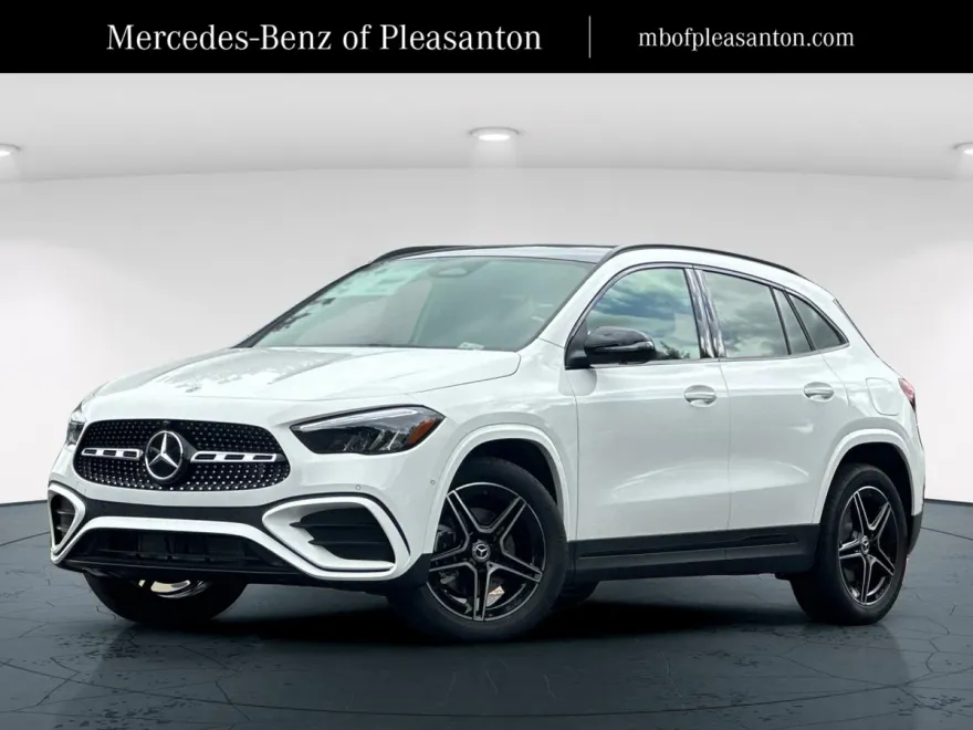 2026 Mercedes Benz GLA 250 4MATIC photo 1