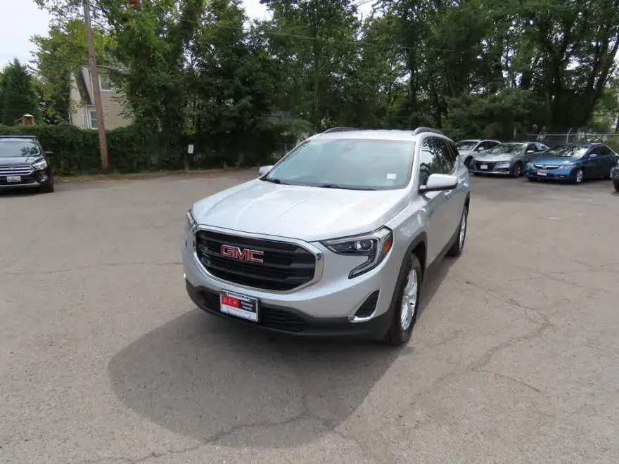 2020 Gmc Terrain SLE photo 1