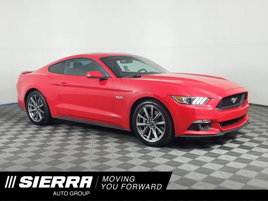 2015 Ford Mustang GT Premium photo 1