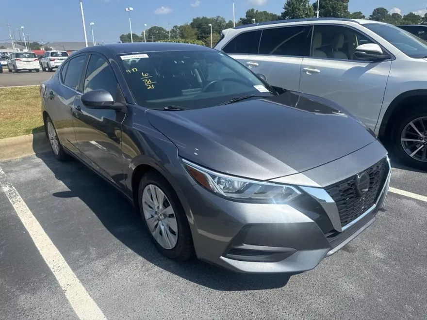 2021 Nissan Sentra S photo 1