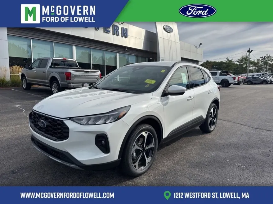 2025 Ford Escape Hybrid ST-Line Select photo 1