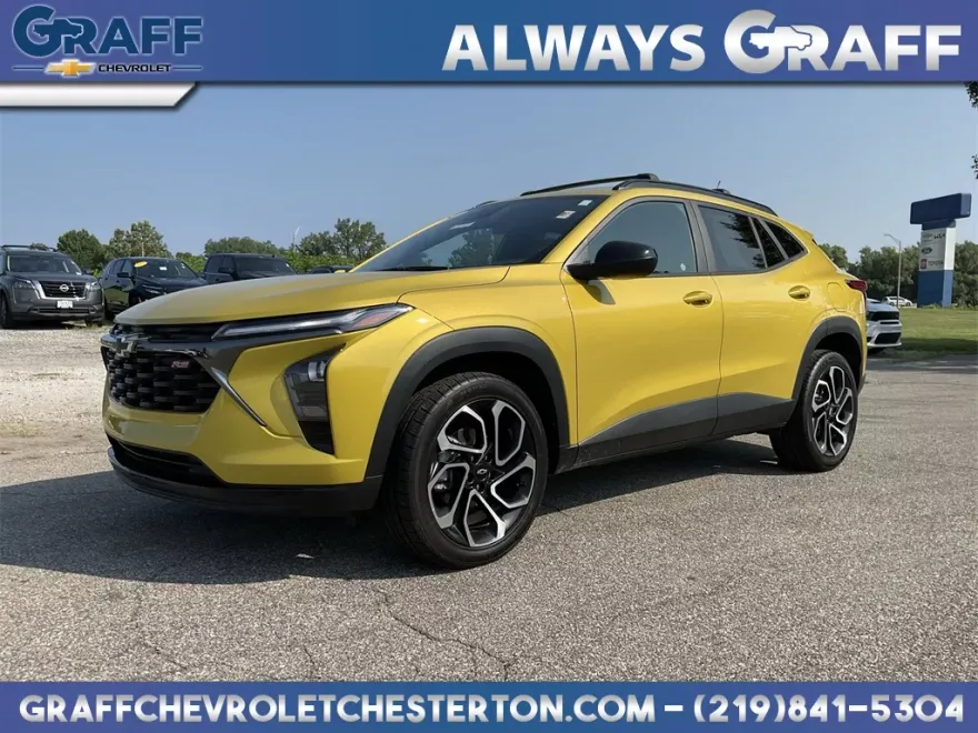 2024 Chevrolet Trax photo 1