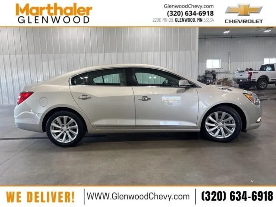 2015 Buick LaCrosse Leather photo 1