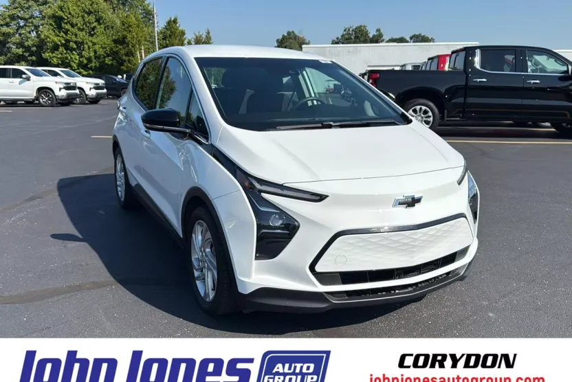 2023 Chevrolet Bolt EV 1LT photo 1