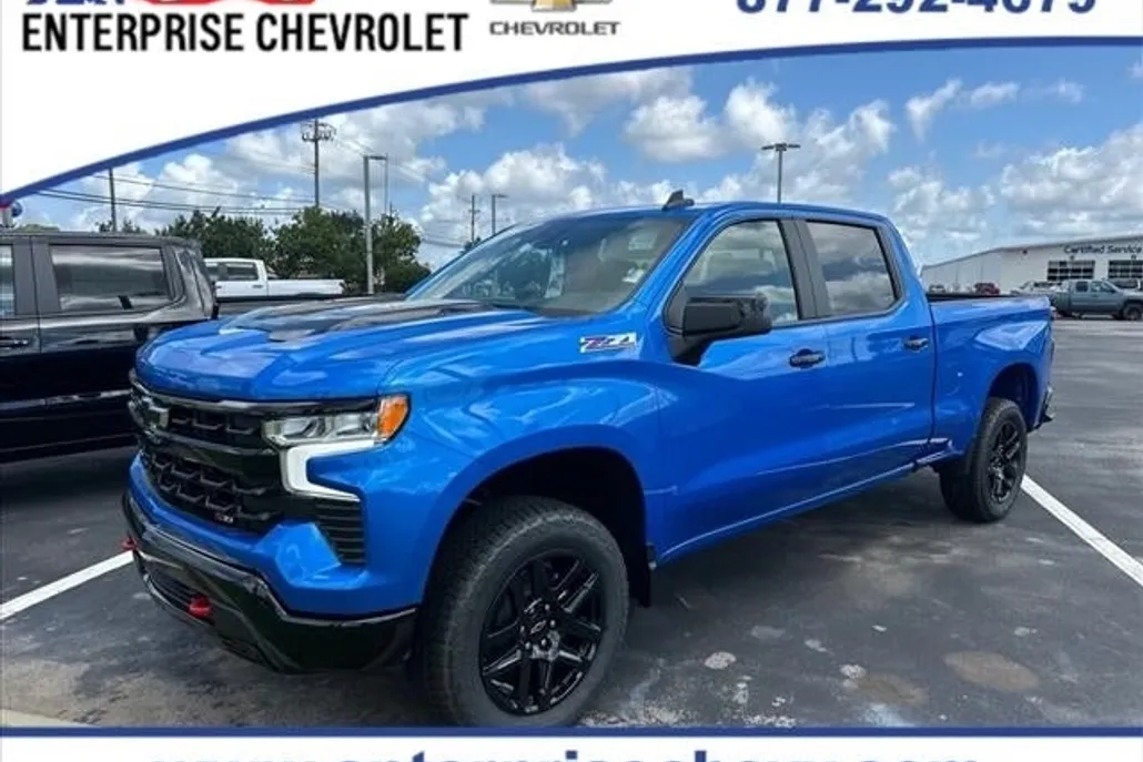 2025 Chevrolet Silverado 1500 LT Trail Boss photo 1