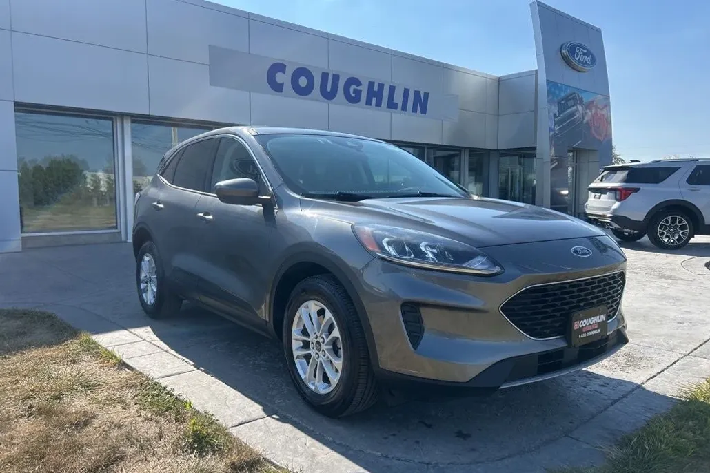 2021 Ford Escape SE photo 1