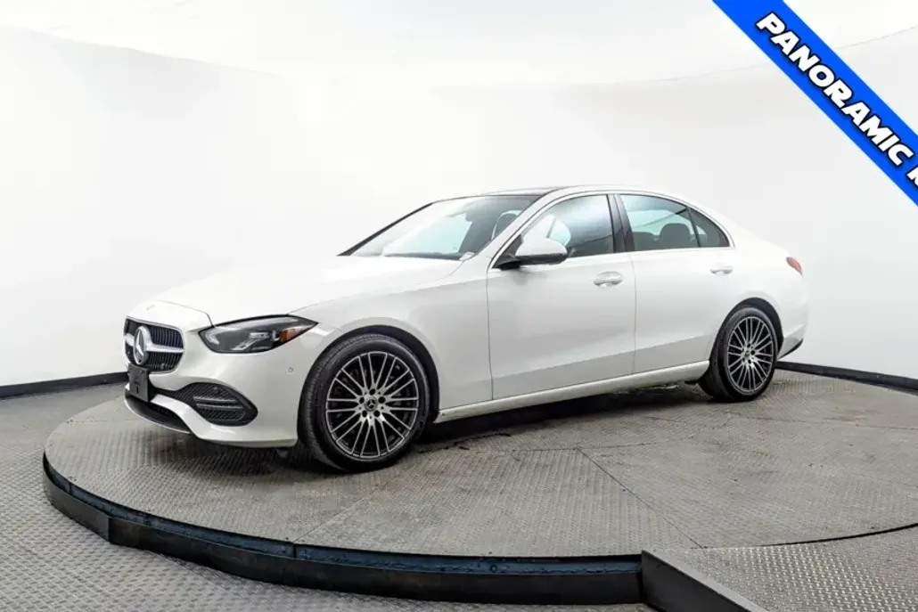 2024 Mercedes Benz C 300 photo 1
