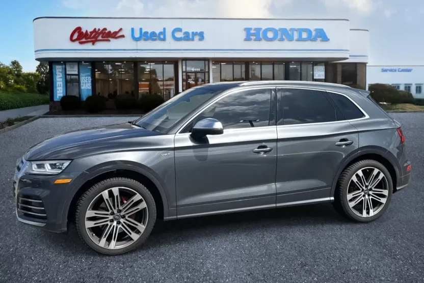 2018 Audi SQ5 Premium Plus photo 1