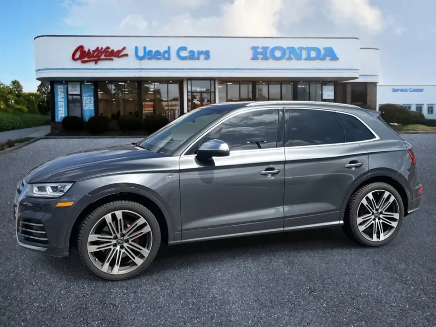 2018 Audi SQ5 Premium Plus photo 1