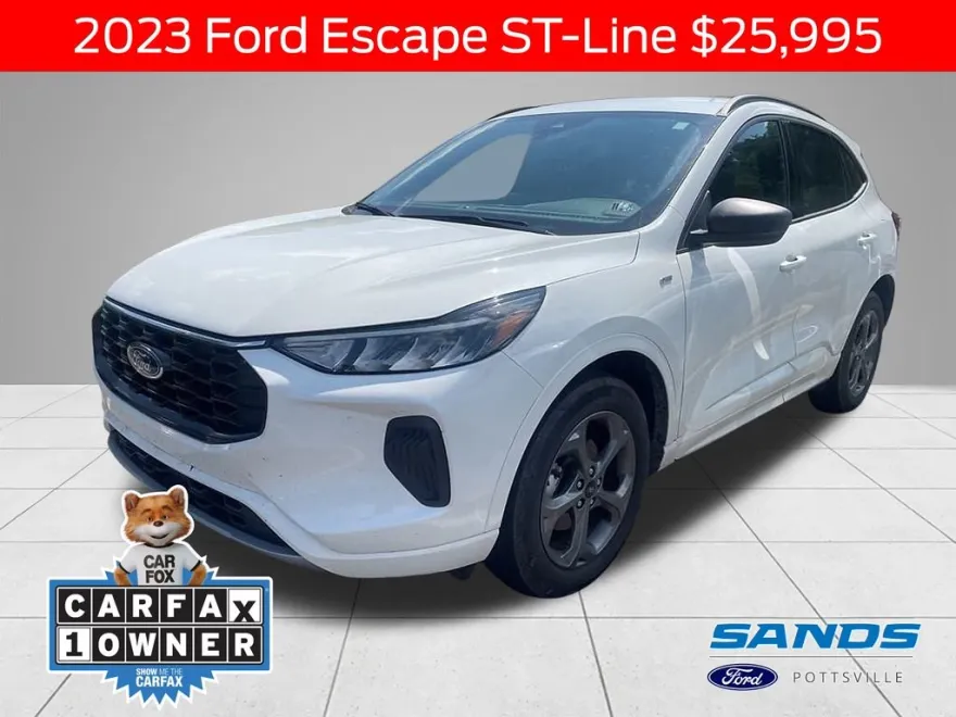 2023 Ford Escape ST-Line photo 1