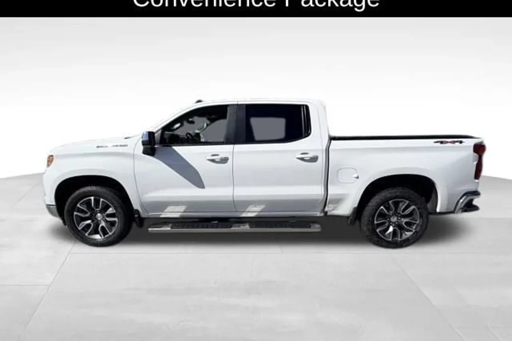 2023 Chevrolet Silverado 1500 LT photo 1