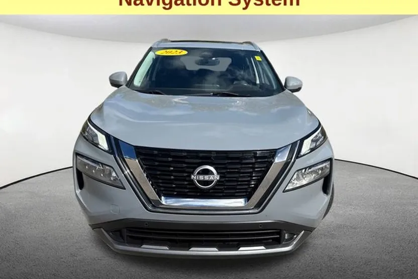 2023 Nissan Rogue SL photo 1