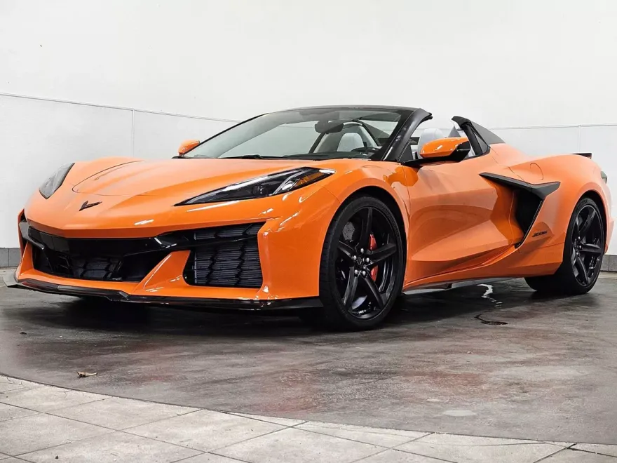2023 Chevrolet Corvette Z06 3LZ Convertible photo 1