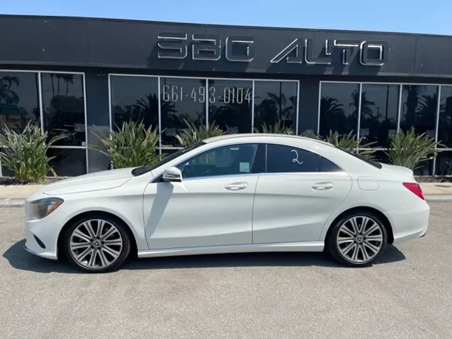 2018 Mercedes Benz CLA 250 photo 1