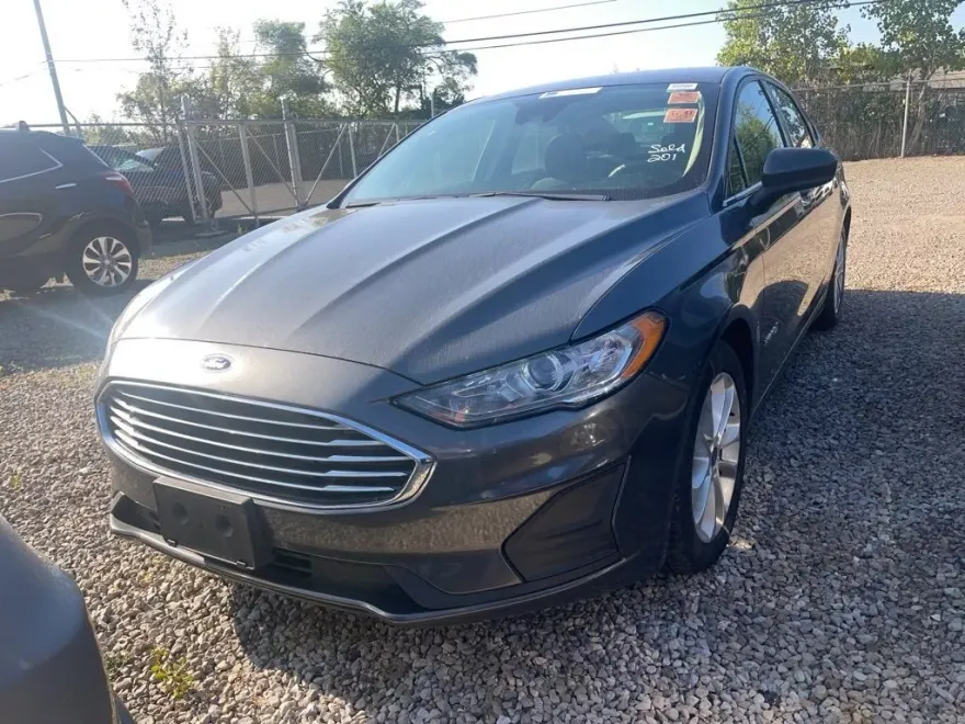 2019 Ford Fusion Hybrid SE photo 1