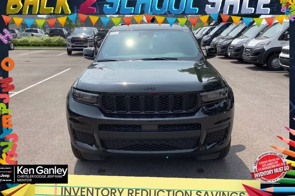 2025 Jeep Grand Cherokee Altitude photo 1