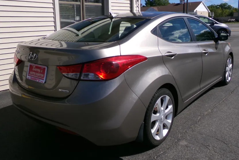 2013 Hyundai Elantra GLS Limited GS SE Tech photo 1