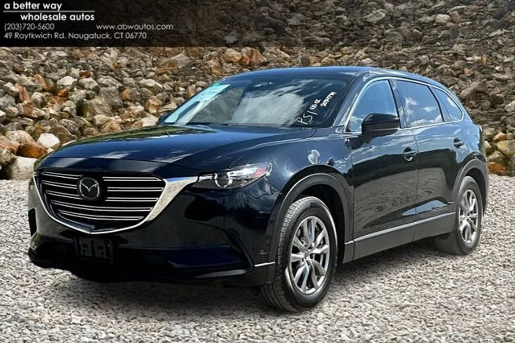 2018 Mazda CX-9 Touring photo 1