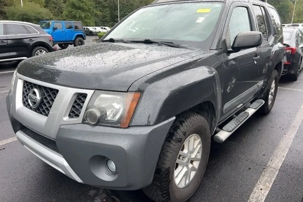 2015 Nissan Xterra S photo 1
