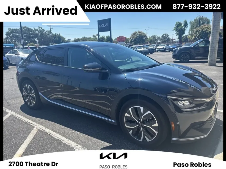 2022 Kia EV6 Light photo 1