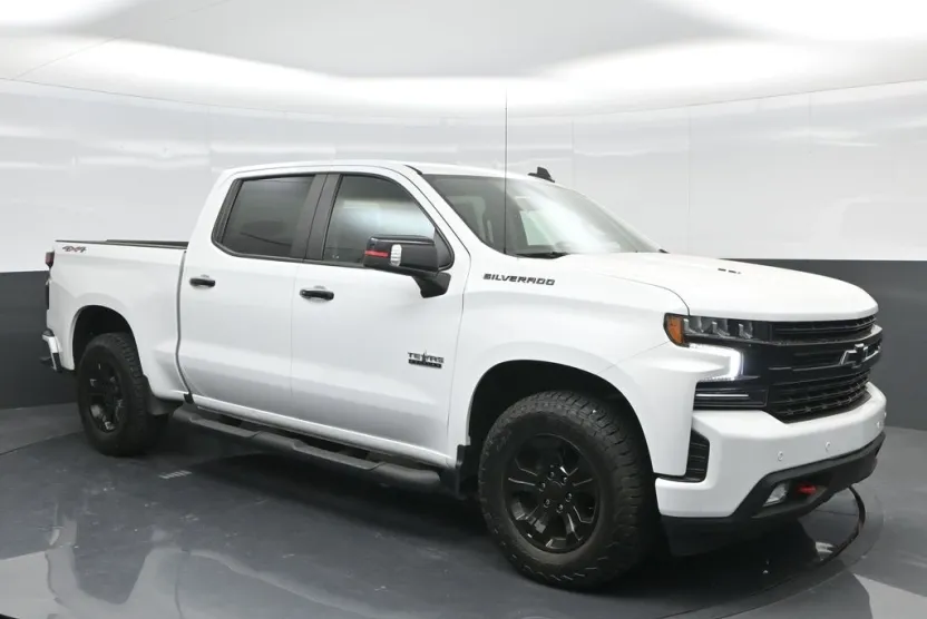 2022 Chevrolet Silverado 1500 RST photo 1