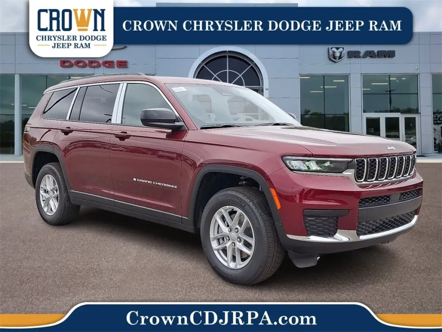 2025 Jeep Grand Cherokee Laredo photo 1