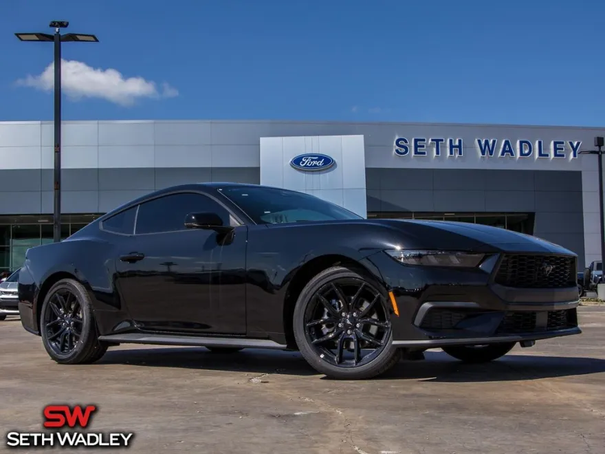 2025 Ford Mustang EcoBoost Premium photo 1