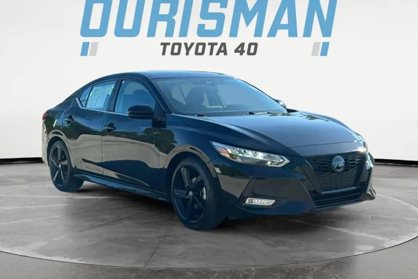 2023 Nissan Sentra SR photo 1
