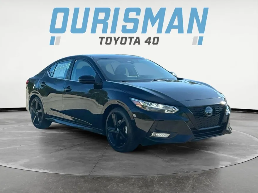 2023 Nissan Sentra SR photo 1