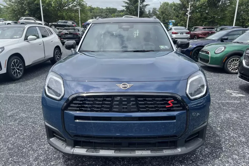 2025 Mini Cooper S ALL4 photo 1