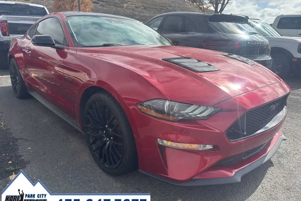 2021 Ford Mustang GT Premium photo 1