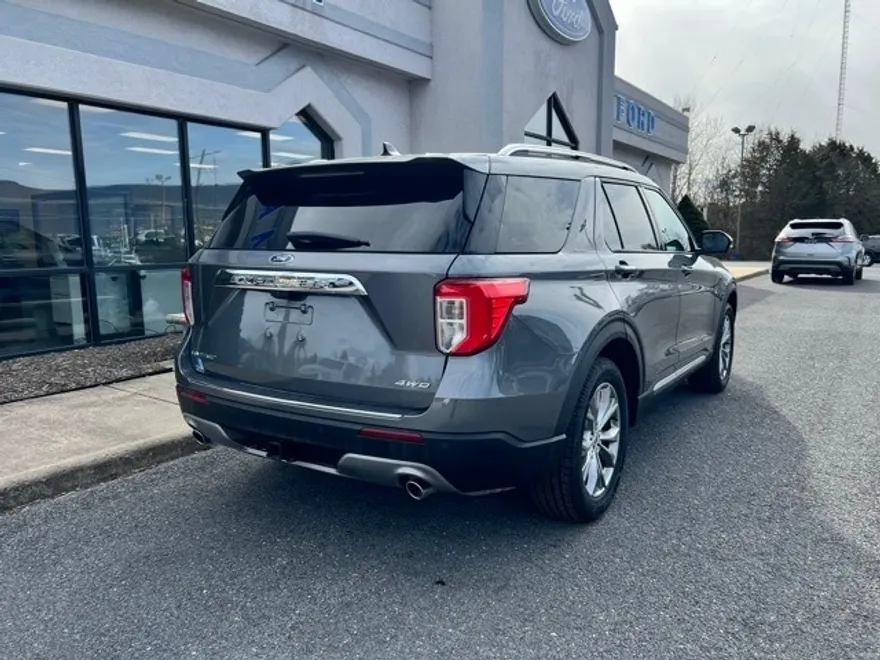 2021 Ford Explorer Limited photo 1
