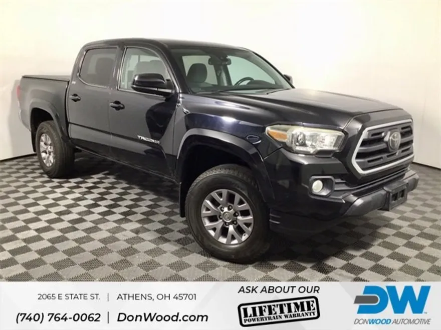 2018 Toyota Tacoma SR5 photo 1