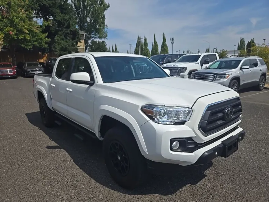 2022 Toyota Tacoma SR5 photo 1