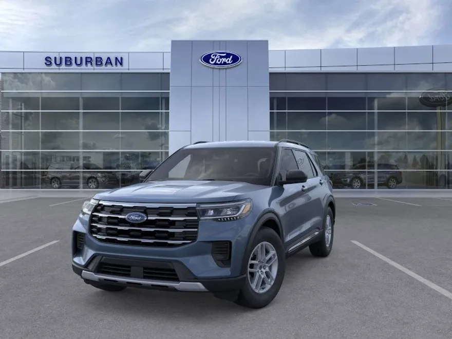 2025 Ford Explorer photo 1