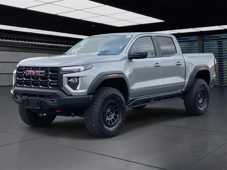2024 Gmc Canyon AT4X photo 1