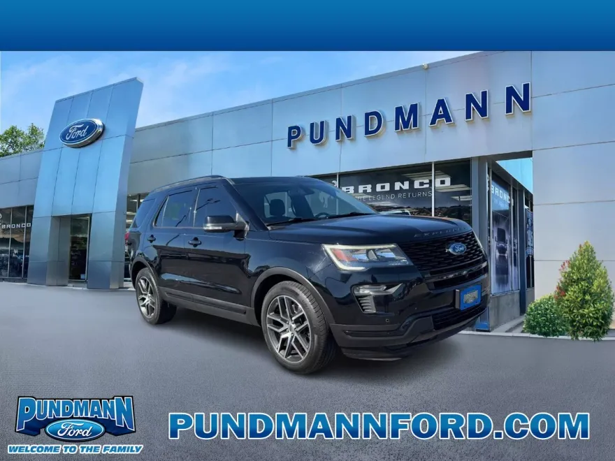 2018 Ford Explorer Sport photo 1