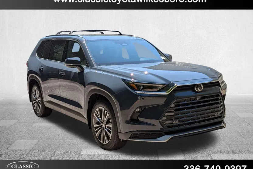 2026 Toyota Grand Highlander Hybrid MAX Platinum AWD photo 1