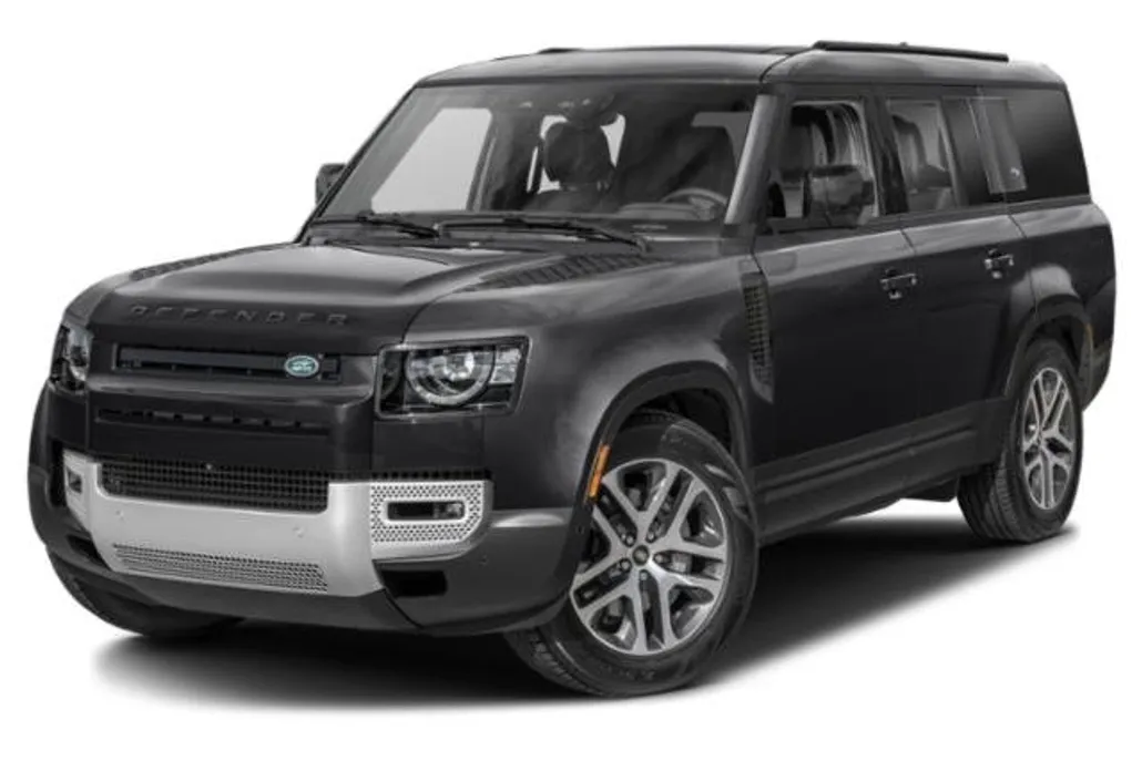 2023 Land Rover Defender 130 SE photo 1
