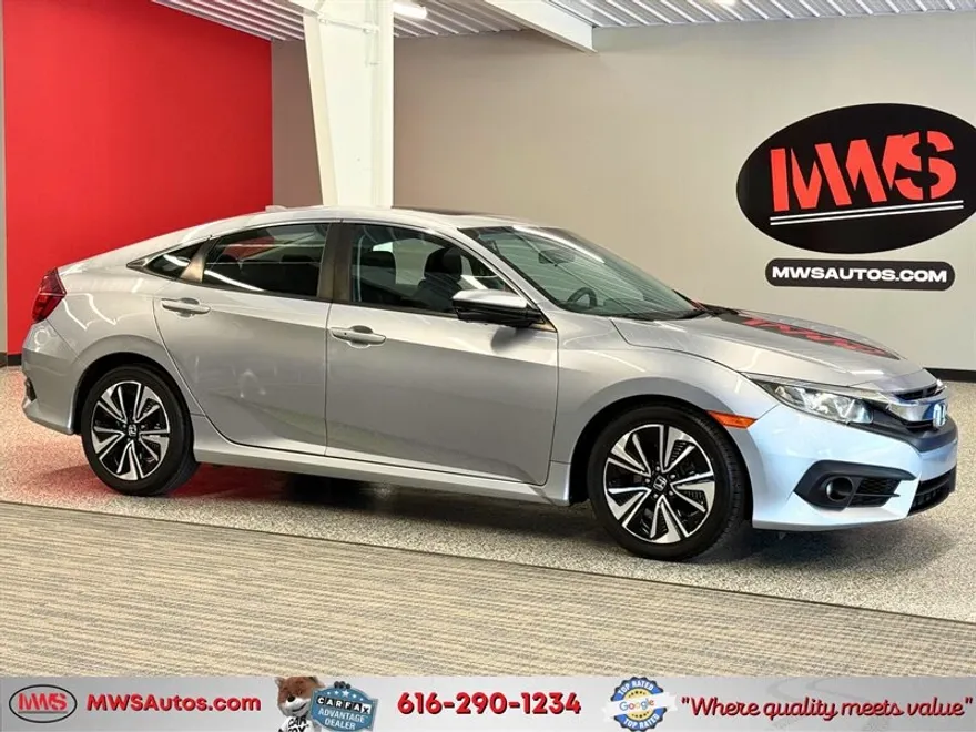 2016 Honda Civic EX-T photo 1