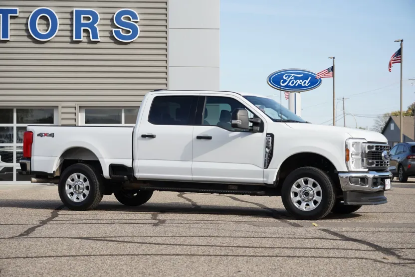 2024 Ford F-250 XLT photo 1