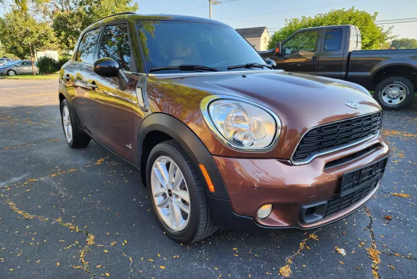 2013 Mini Countryman S ALL4 photo 1