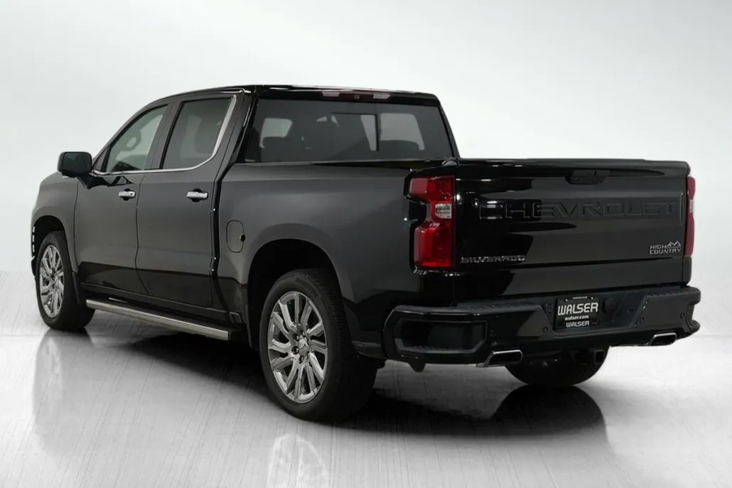 2019 Chevrolet Silverado 1500 High Country photo 1