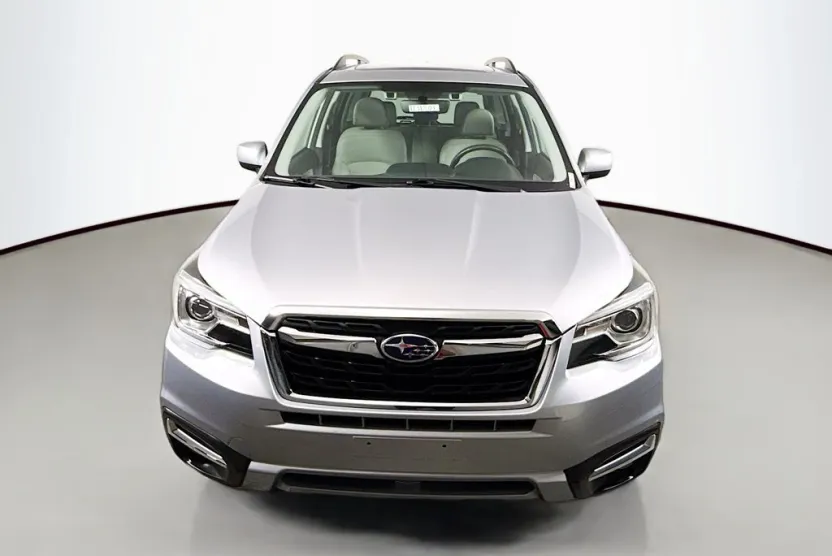 2018 Subaru Forester Limited photo 1