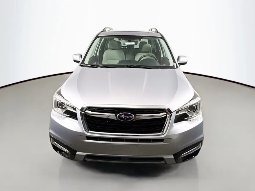 2018 Subaru Forester Limited photo 1