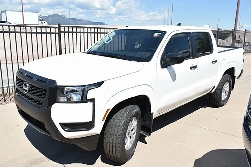 2025 Nissan Frontier King Cab S photo 1