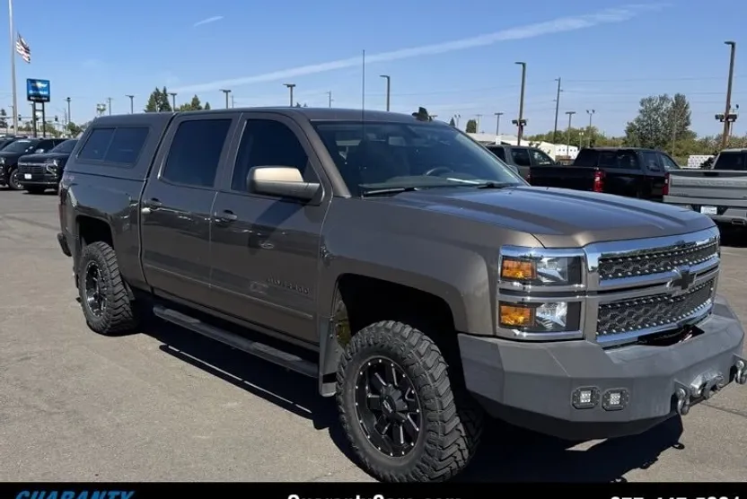 2015 Chevrolet Silverado 1500 LT photo 1